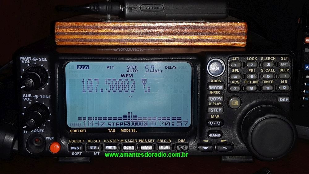 YAESU VR5000